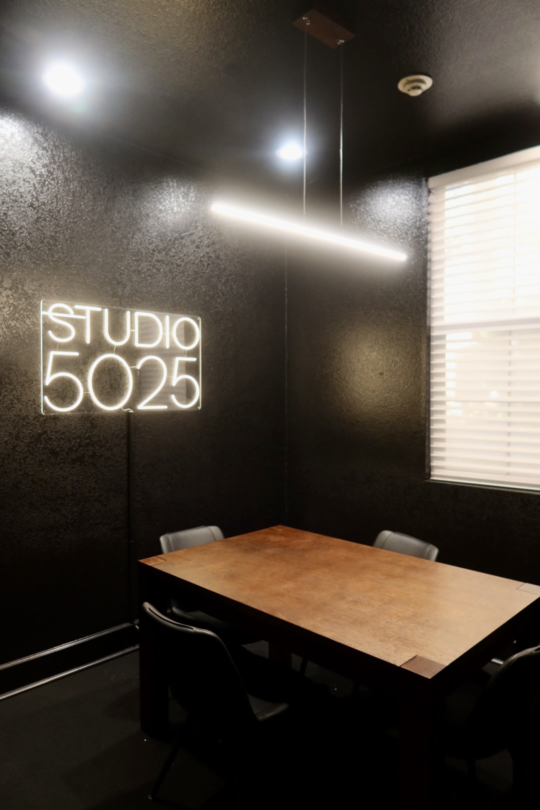 collaborative resident studio meeting room
